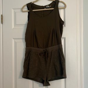 Saturday Sunday romper olive green size M